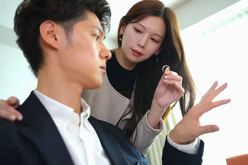 Cô vợ đi đi giã ngoại, ông chồng ở nhà bị nhỏ em cô vợ gạ nện không trượt phát nào